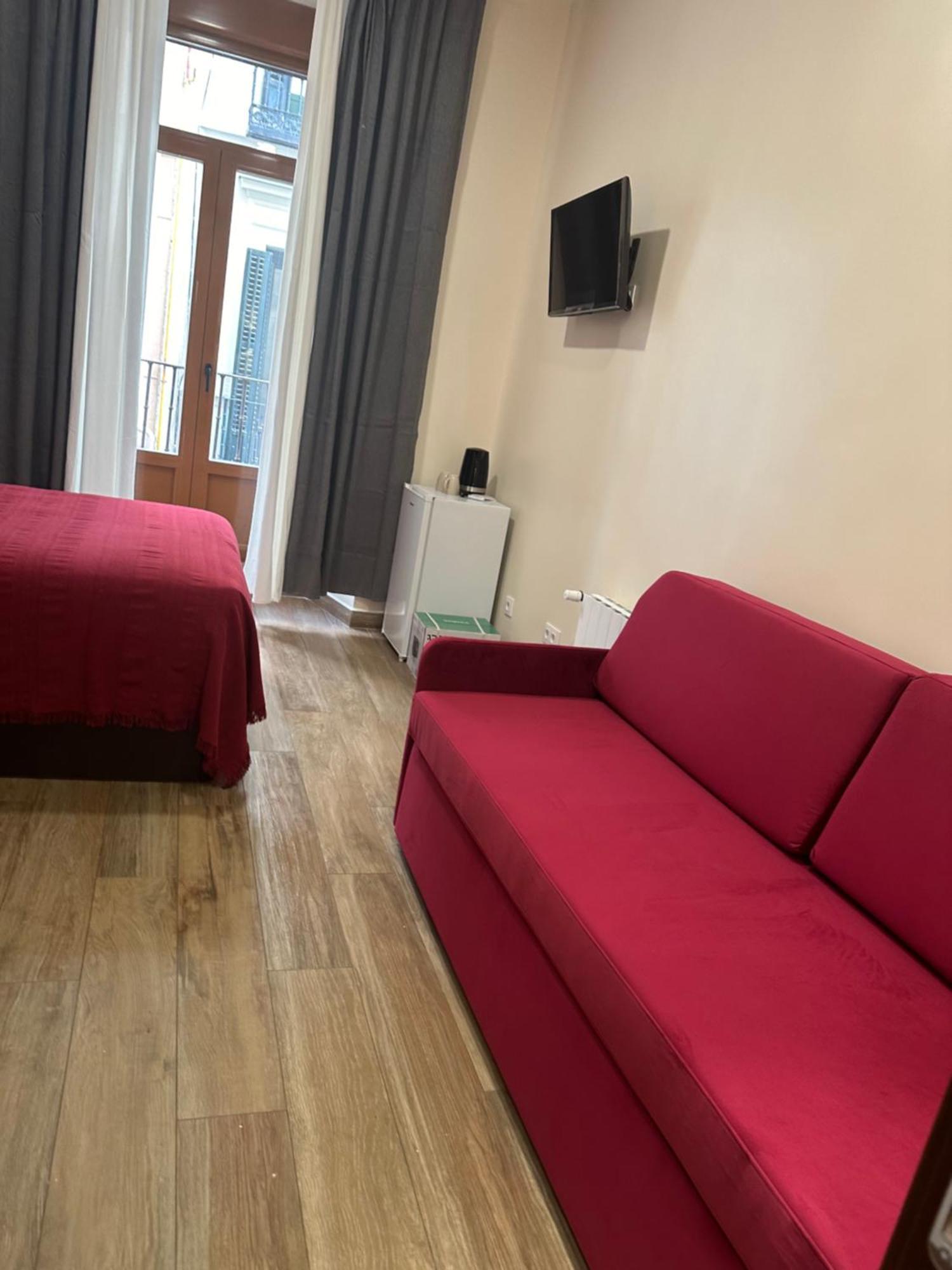 Hostal “ Infantas” Madrid Exterior photo